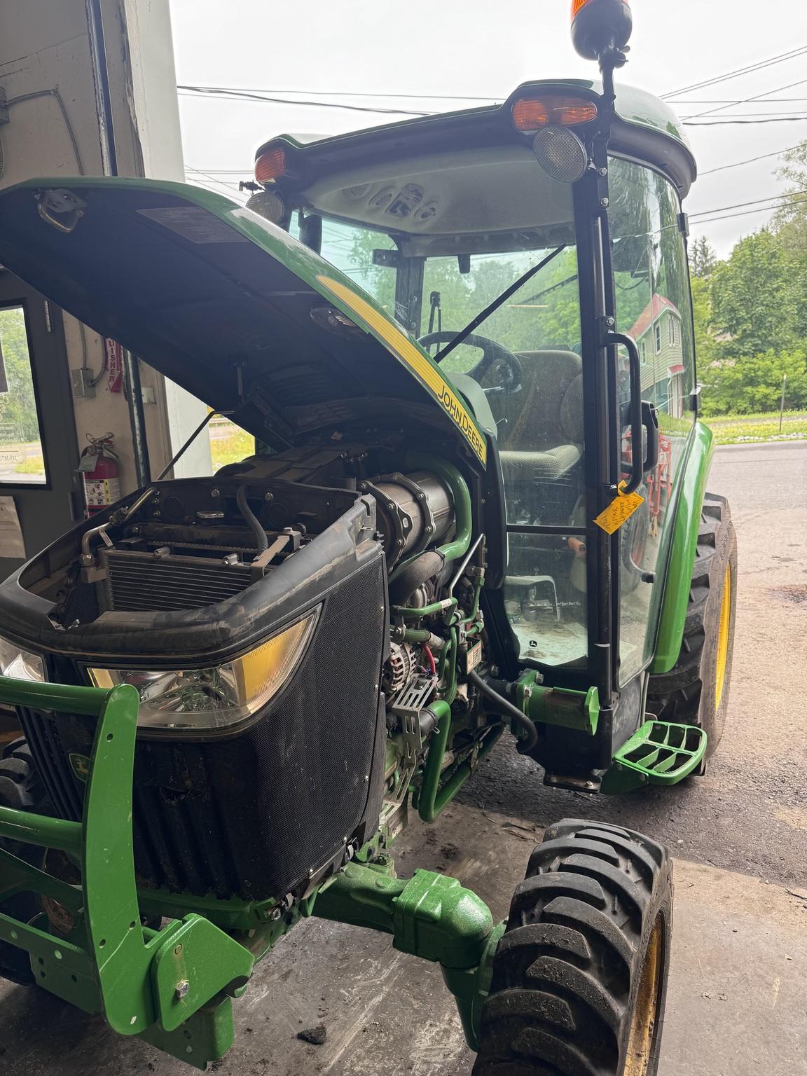 2022 John Deere 3039R