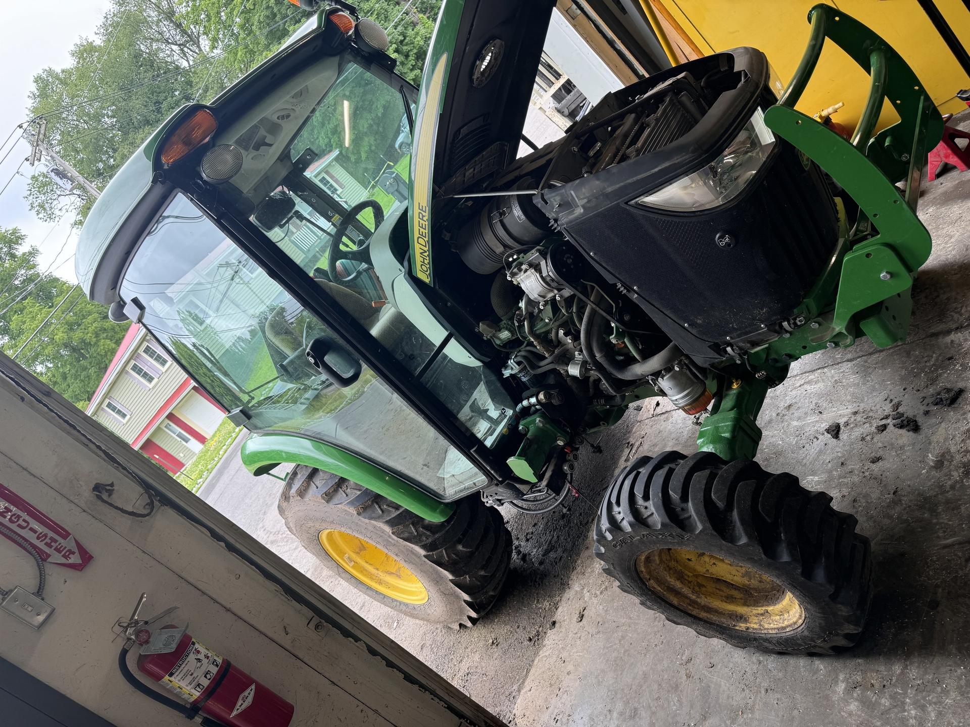 2022 John Deere 3039R