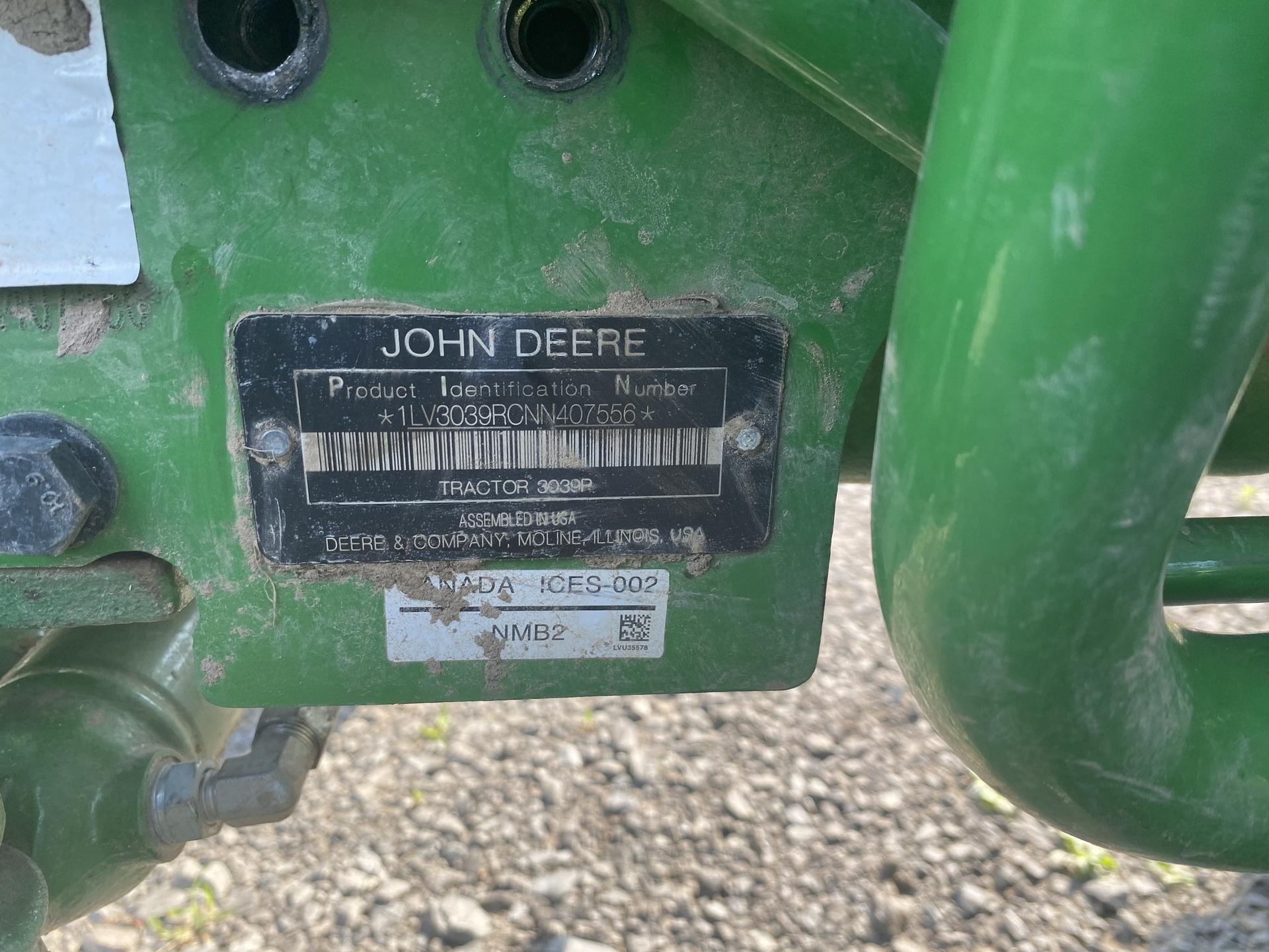 2022 John Deere 3039R