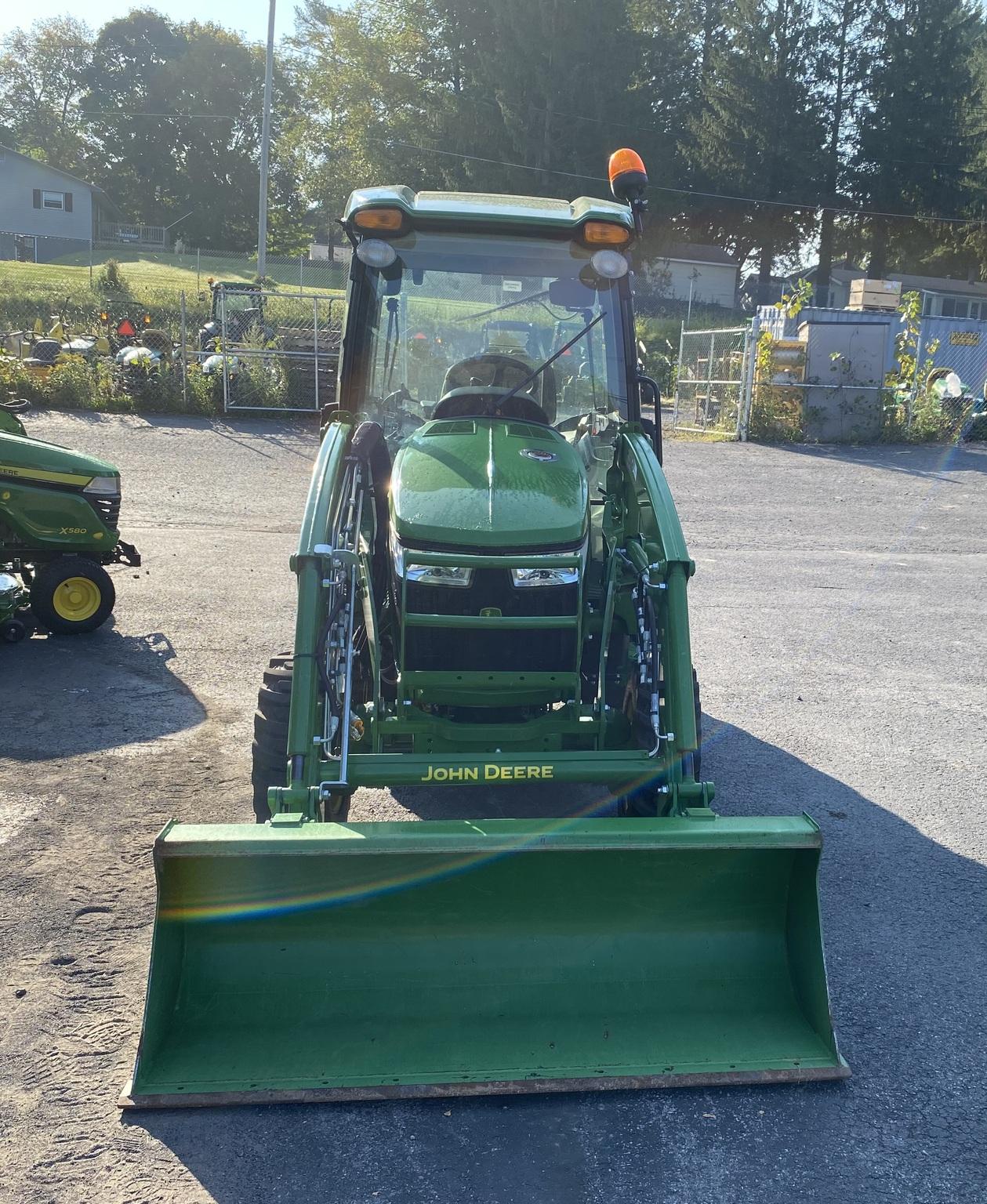 2022 John Deere 3039R