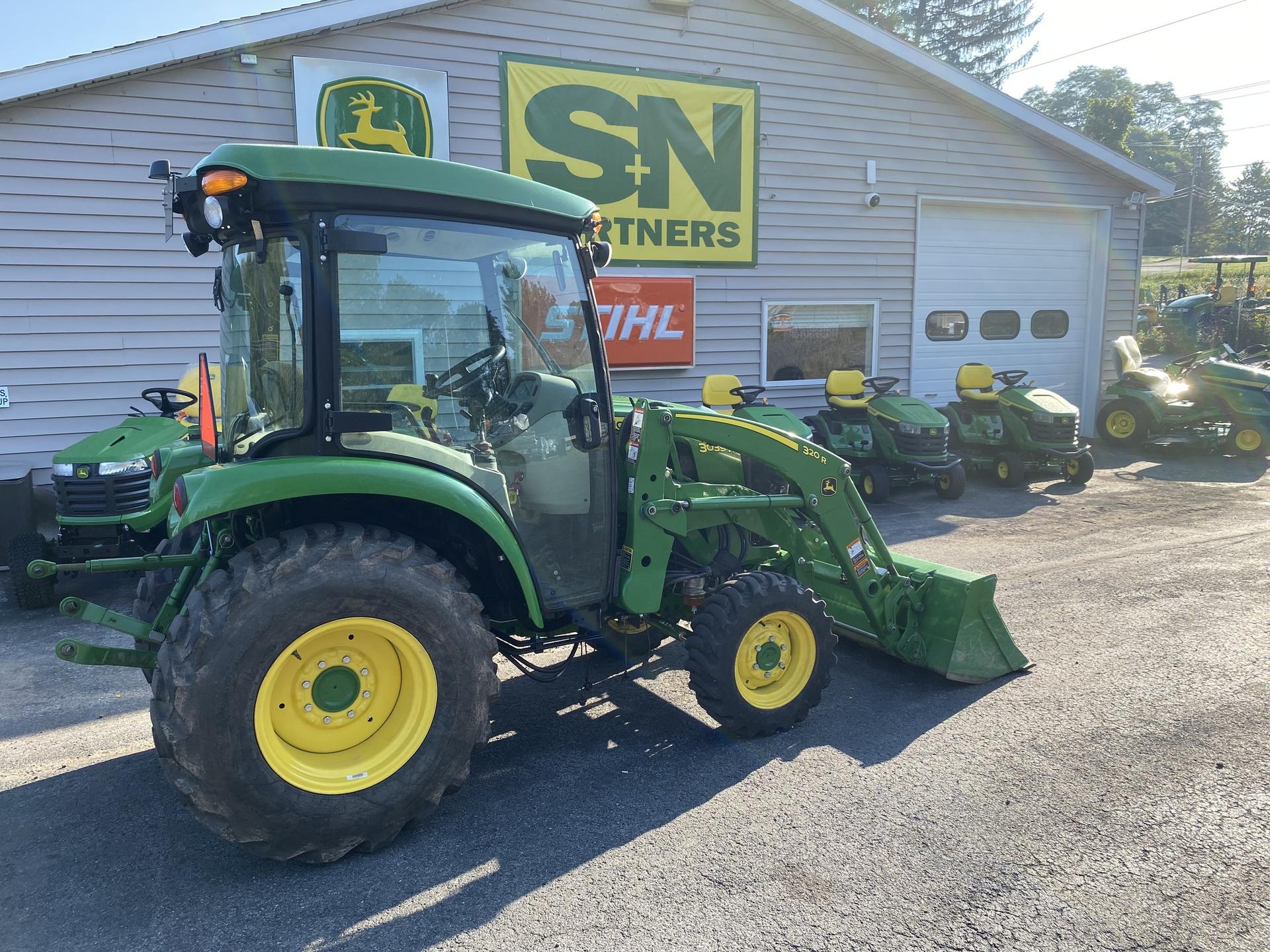 2022 John Deere 3039R