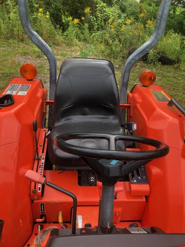 2007 Kubota L3400