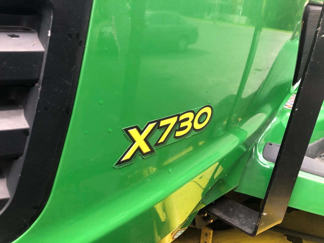 2016 John Deere X730