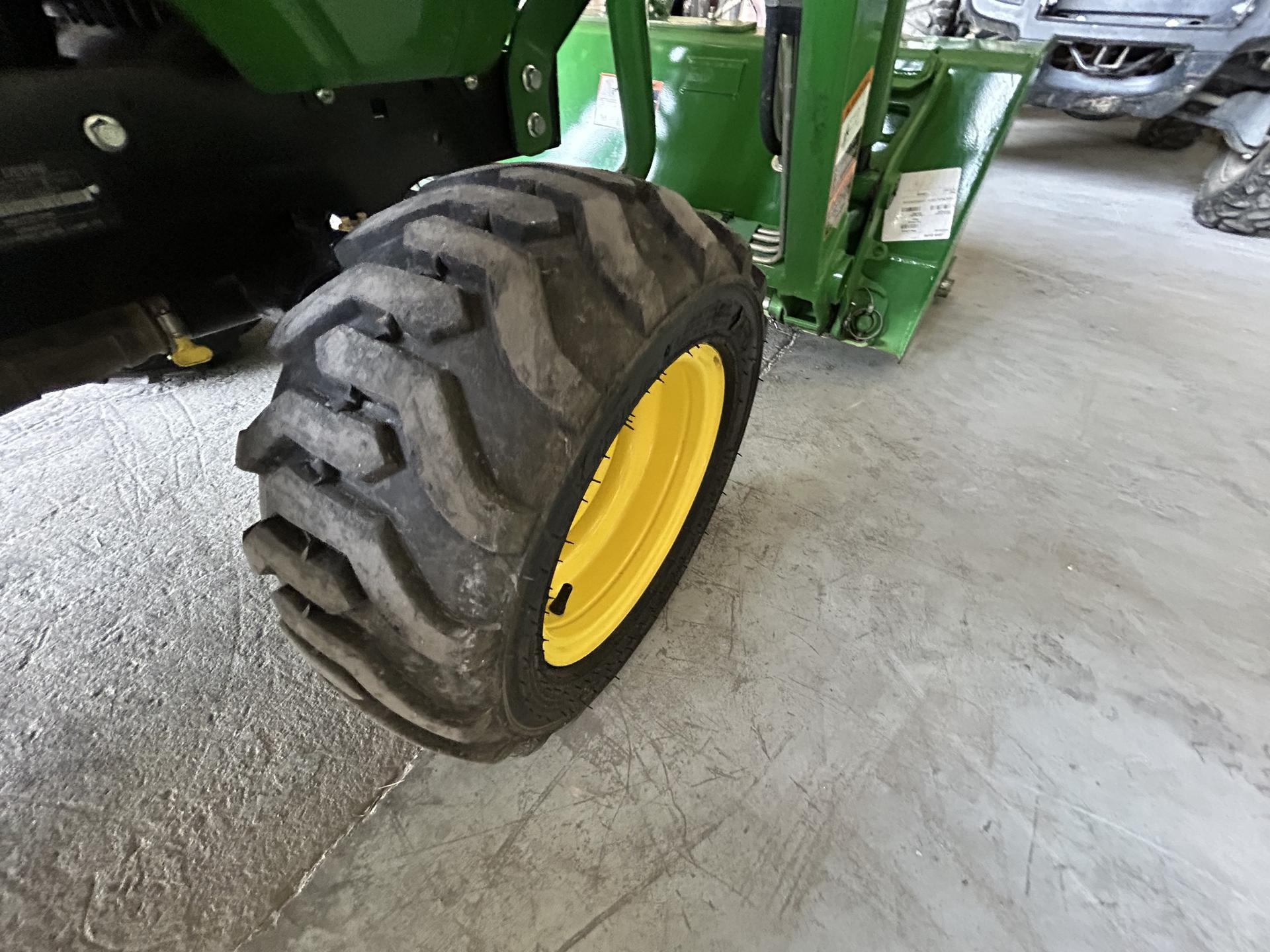 2018 John Deere 1025R Image