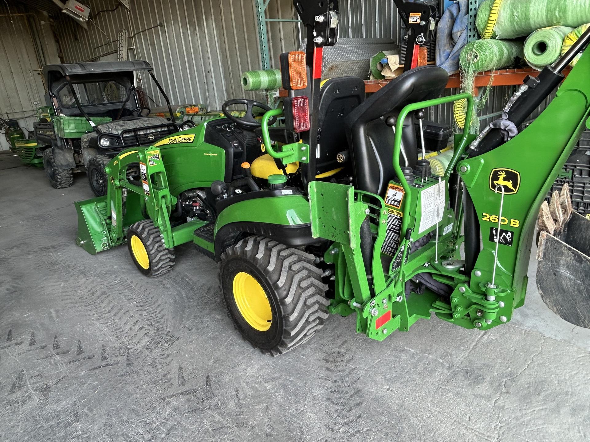 2018 John Deere 1025R Image