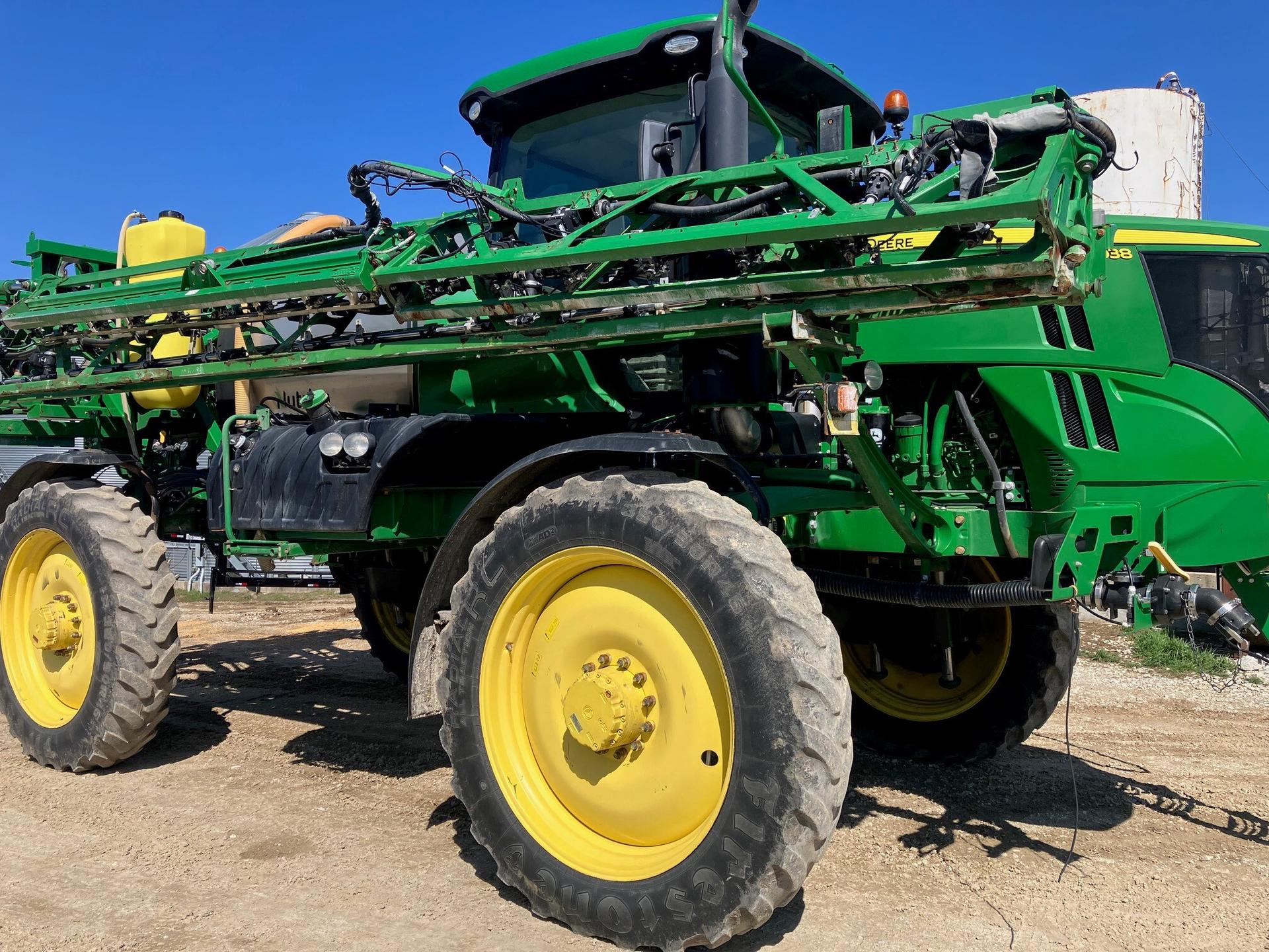 2017 John Deere R4038 Image