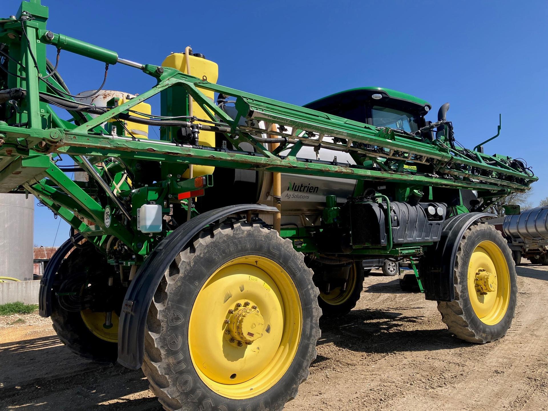 2017 John Deere R4038 Image