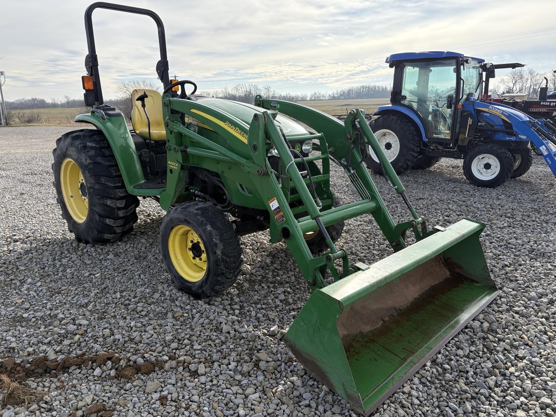 2012 John Deere 4720 Image