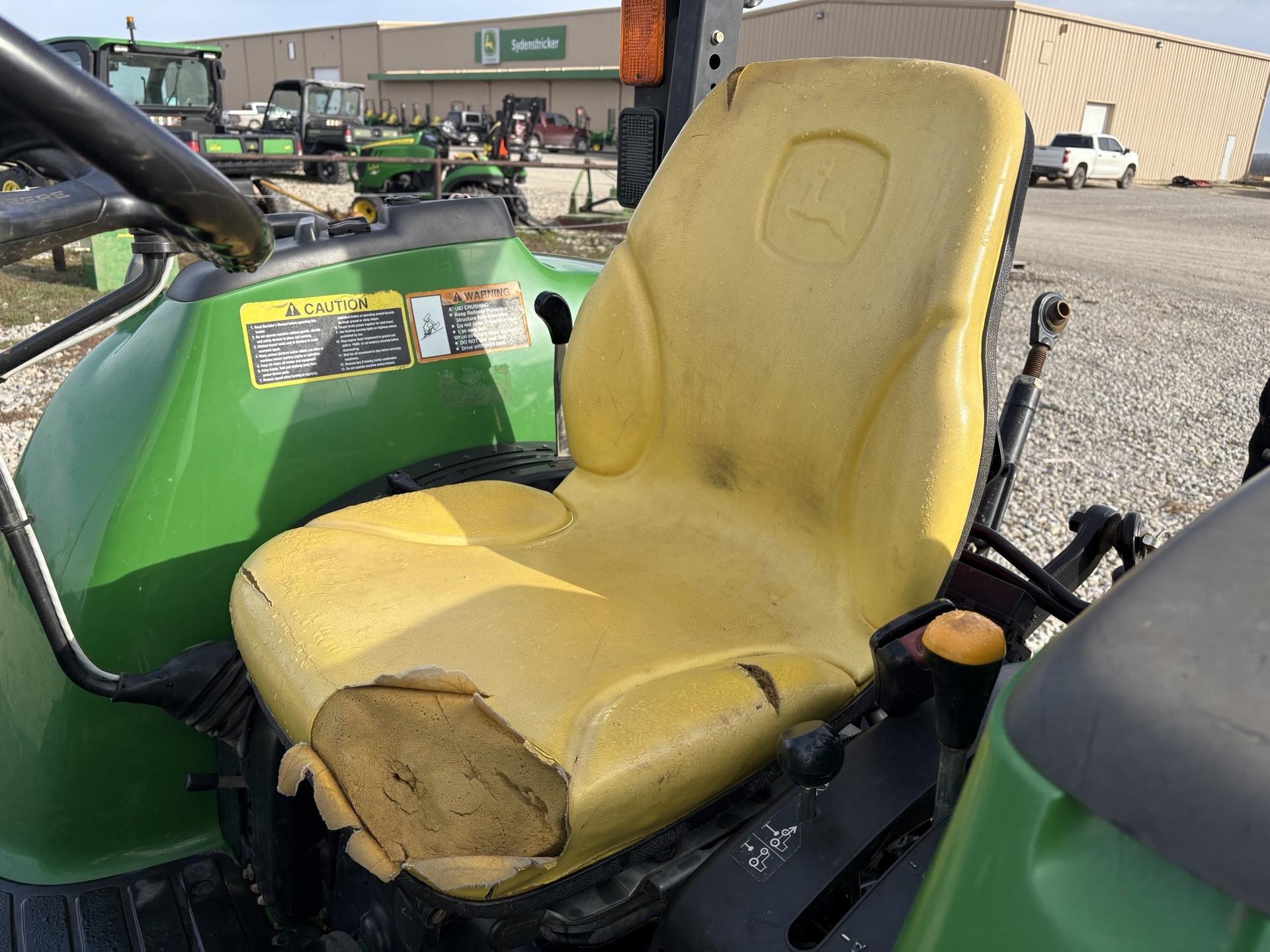 2012 John Deere 4720 Image