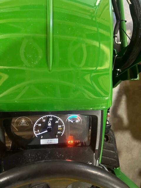 2018 John Deere 2025R Image