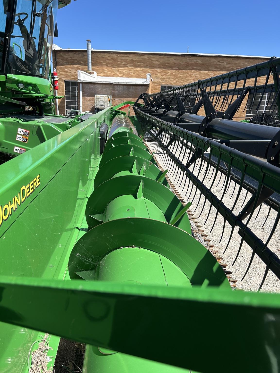 2019 John Deere 635F