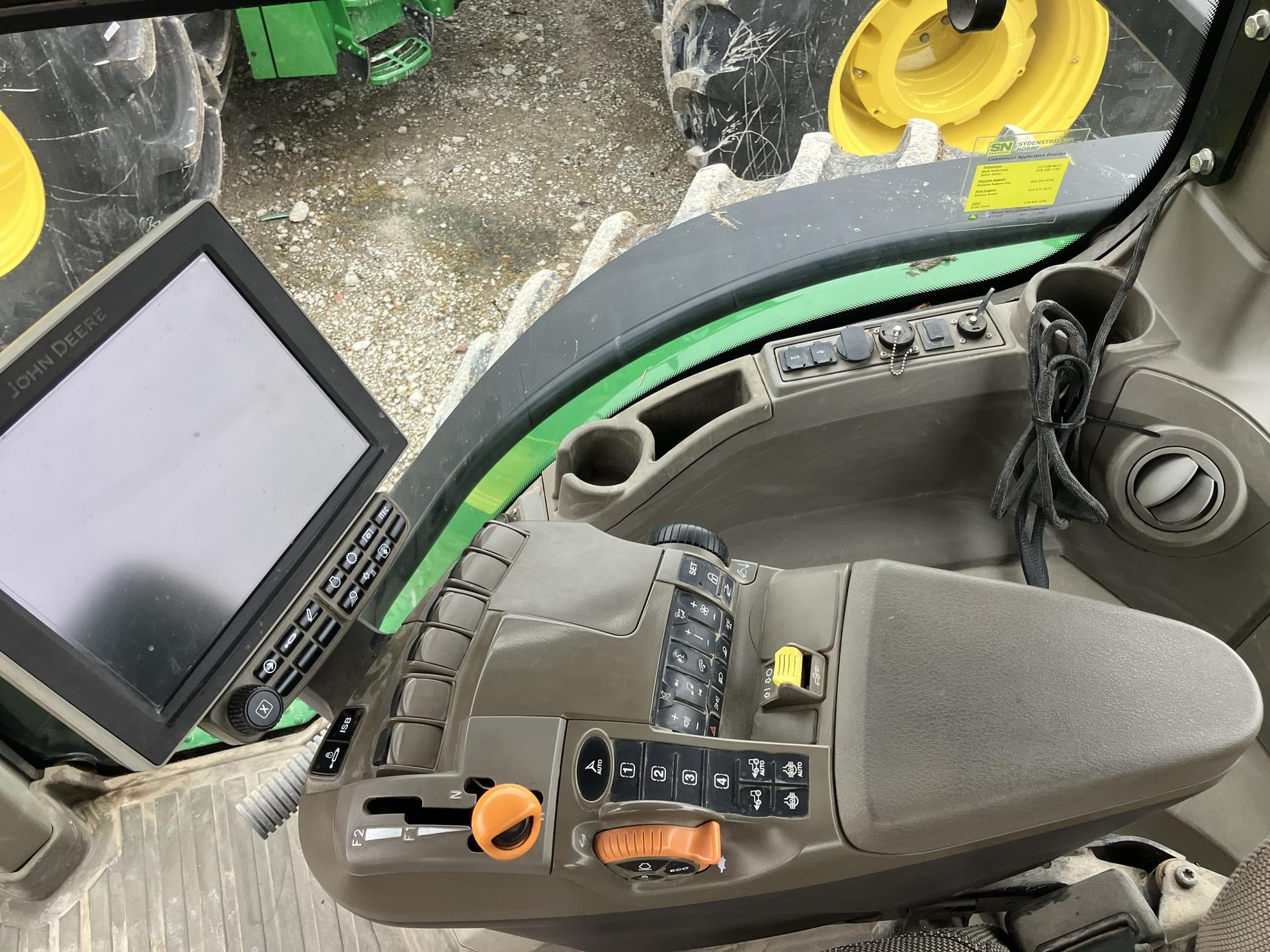 2020 John Deere 8R 370 Image