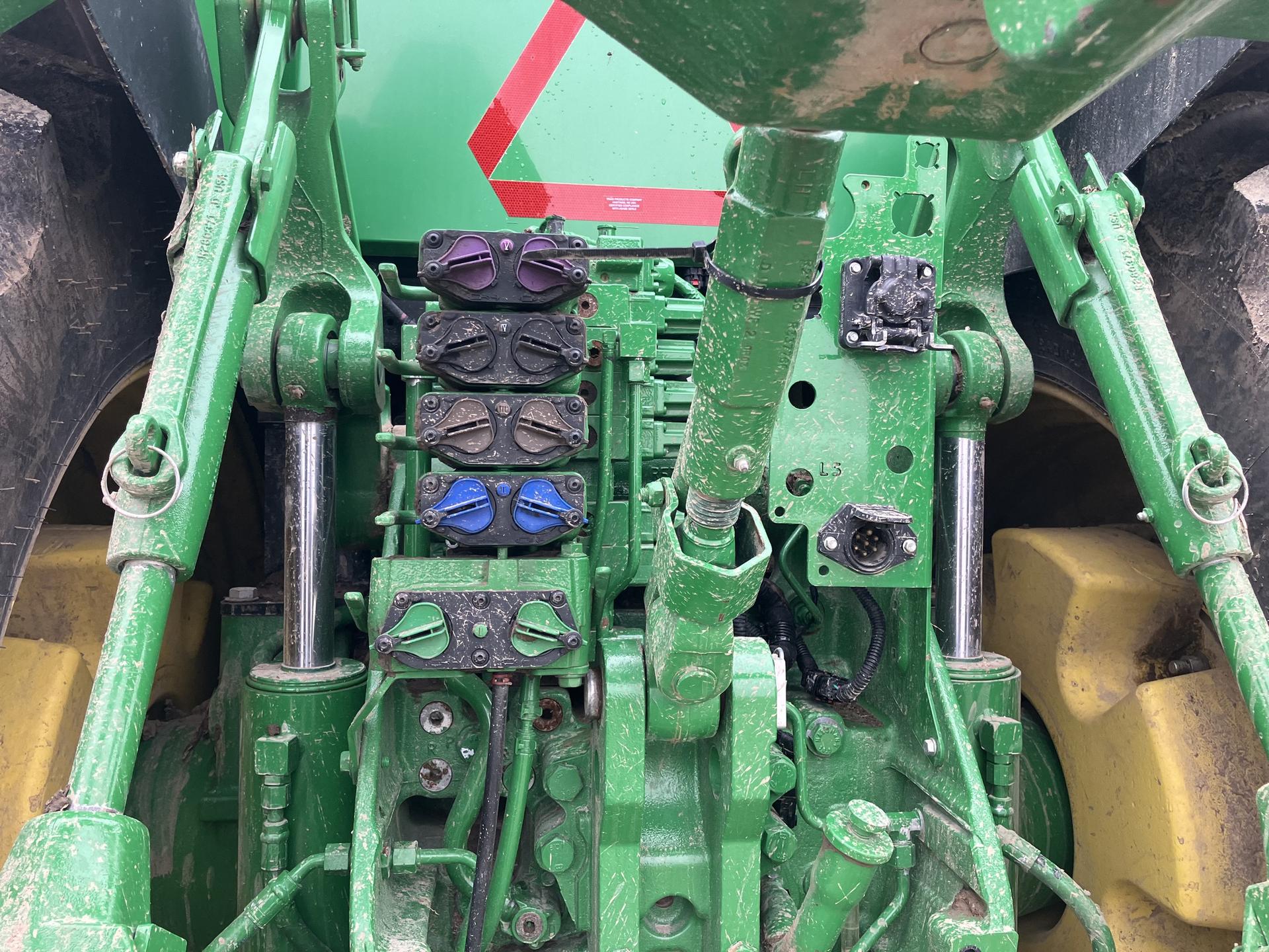 2020 John Deere 8R 370 Image