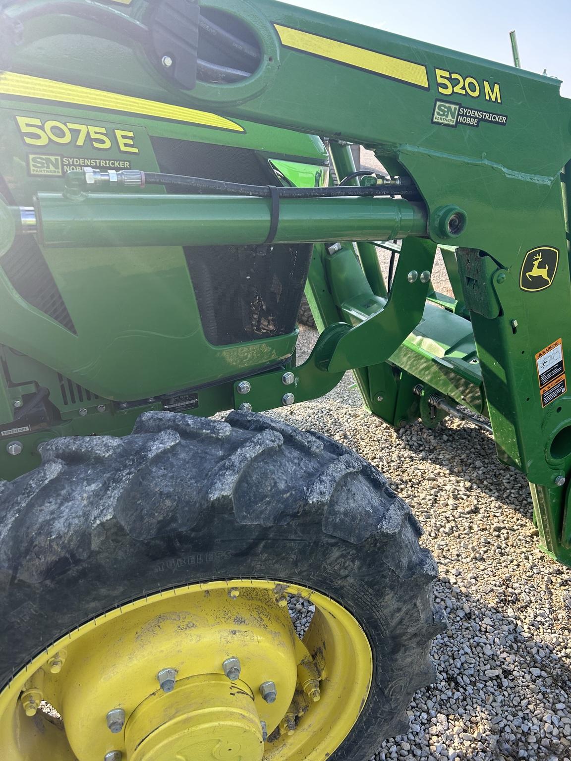 2020 John Deere 5075E