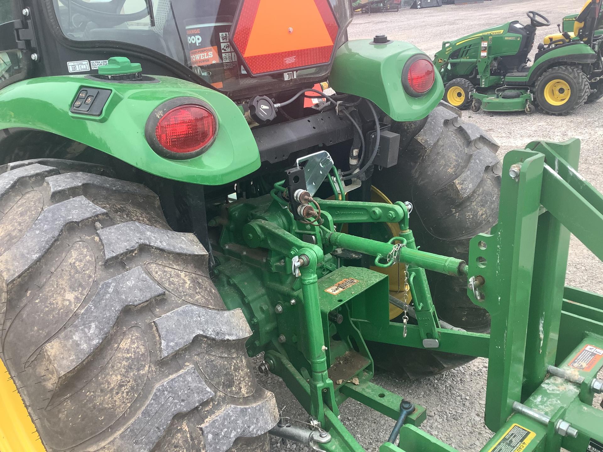 2019 John Deere 4066R