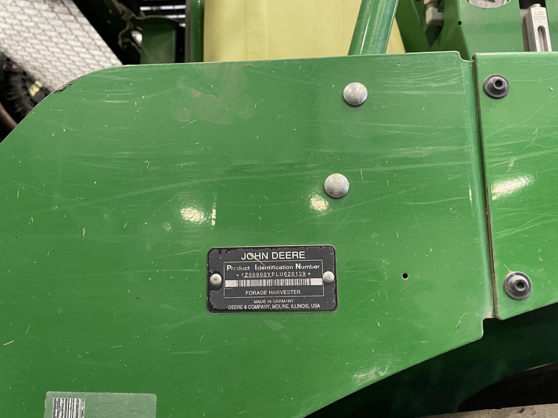 2020 John Deere 9900