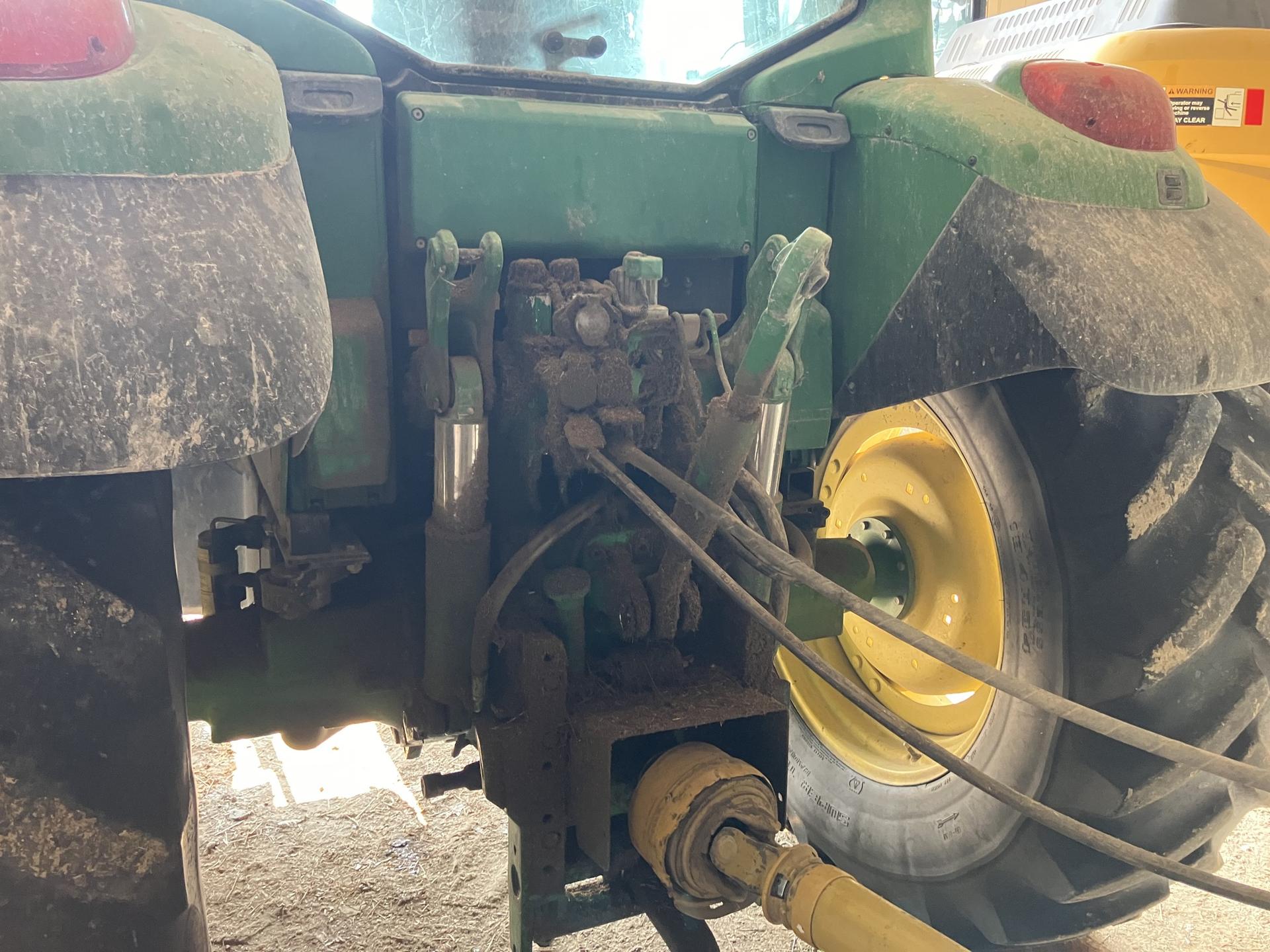 2006 John Deere 6420