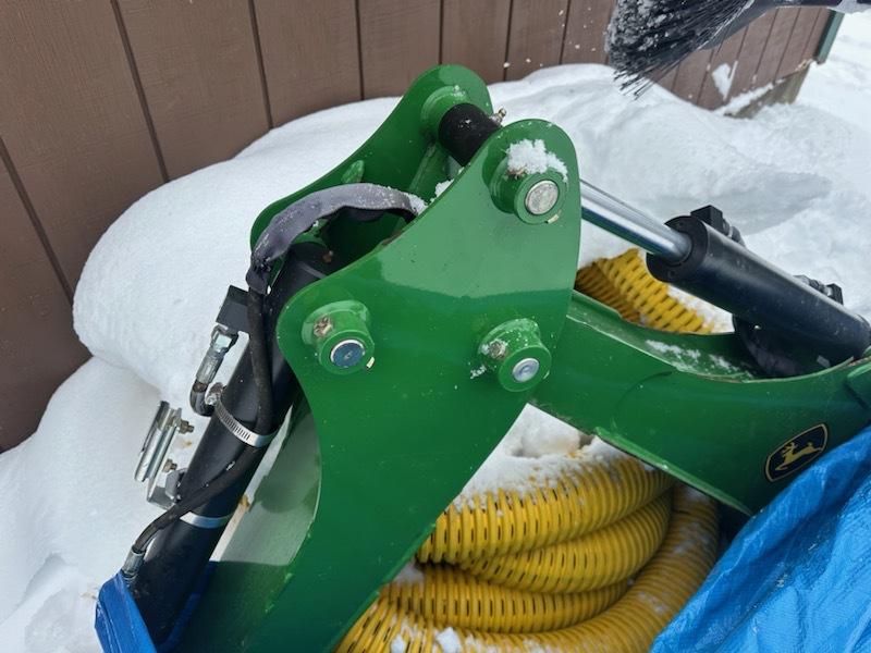 2017 John Deere 1025R Image