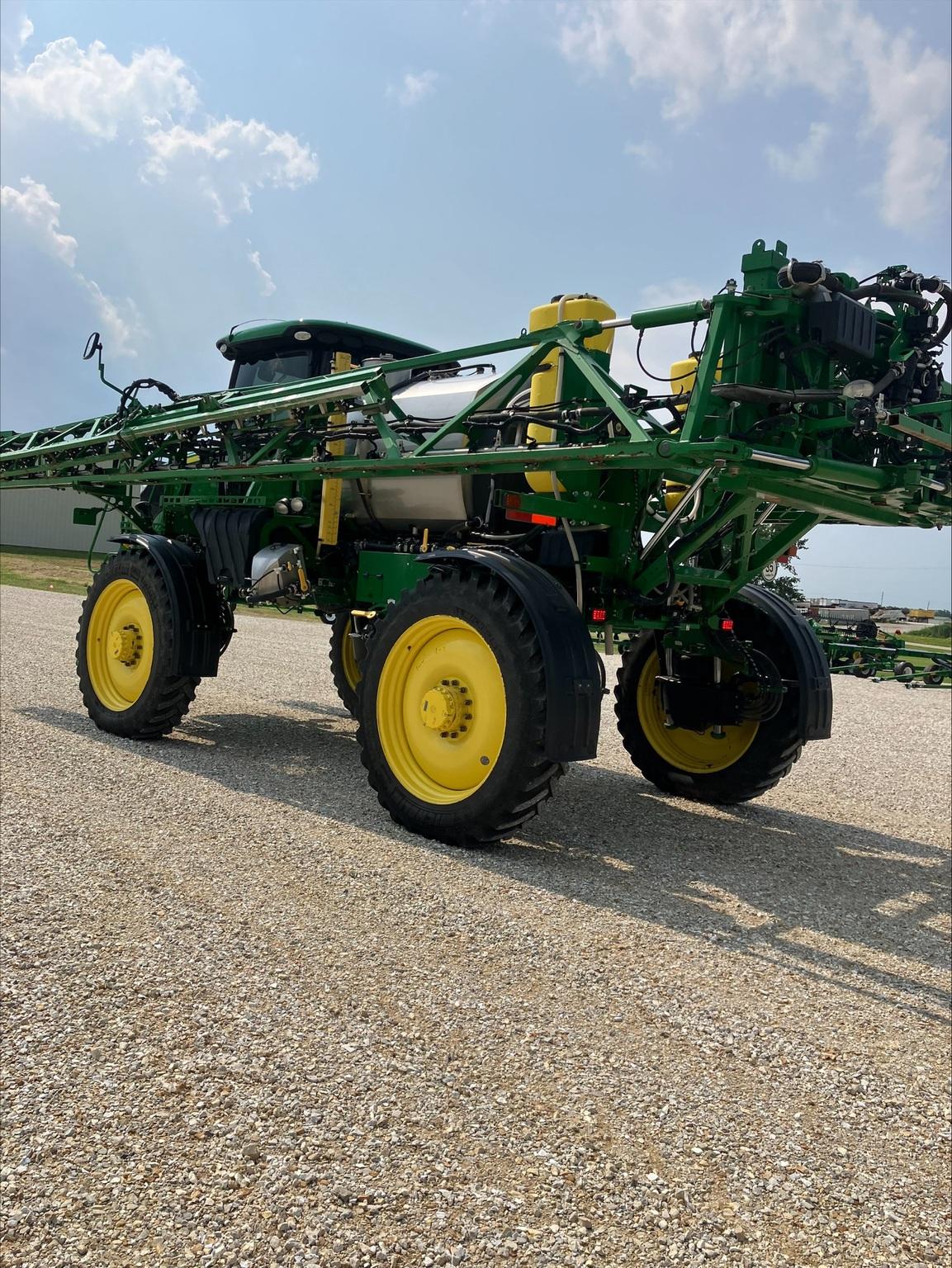 2018 John Deere R4038