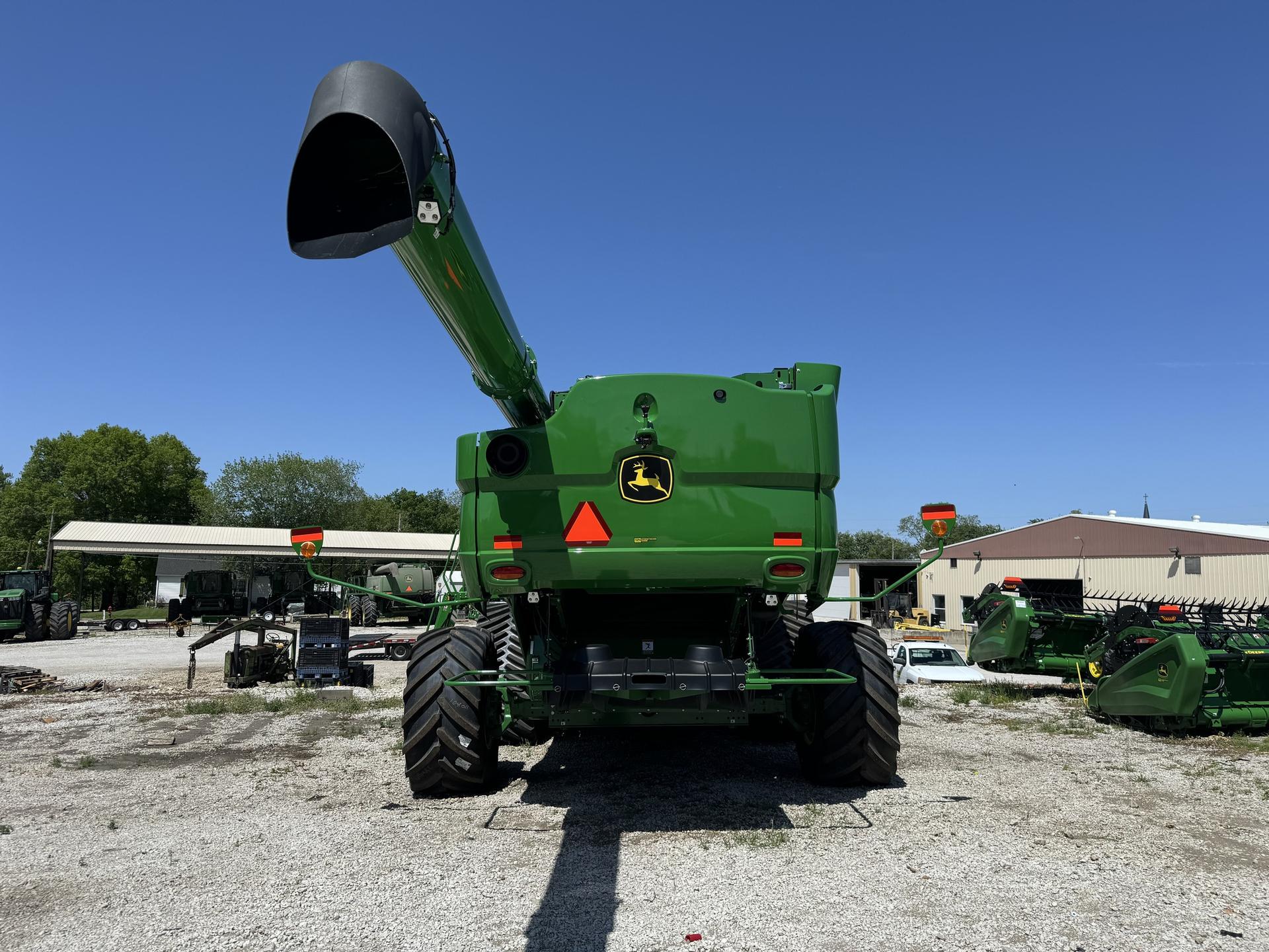 2024 John Deere S780 Image