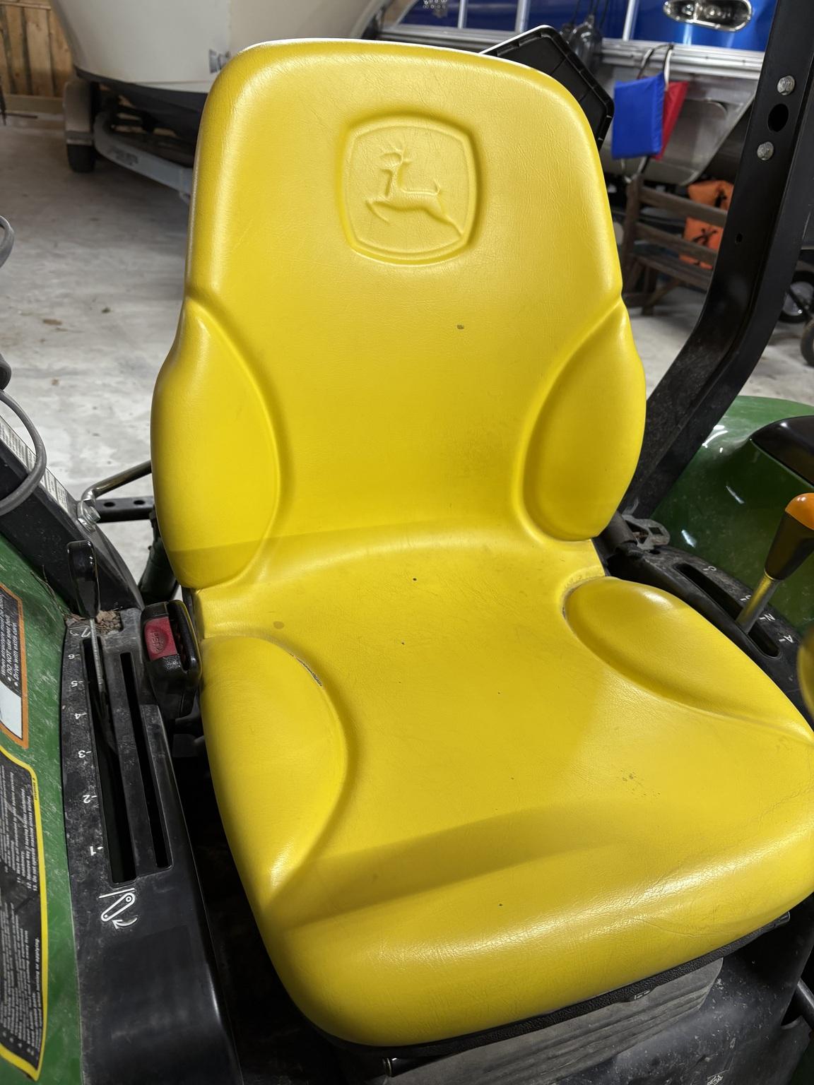 2017 John Deere 3046R Image