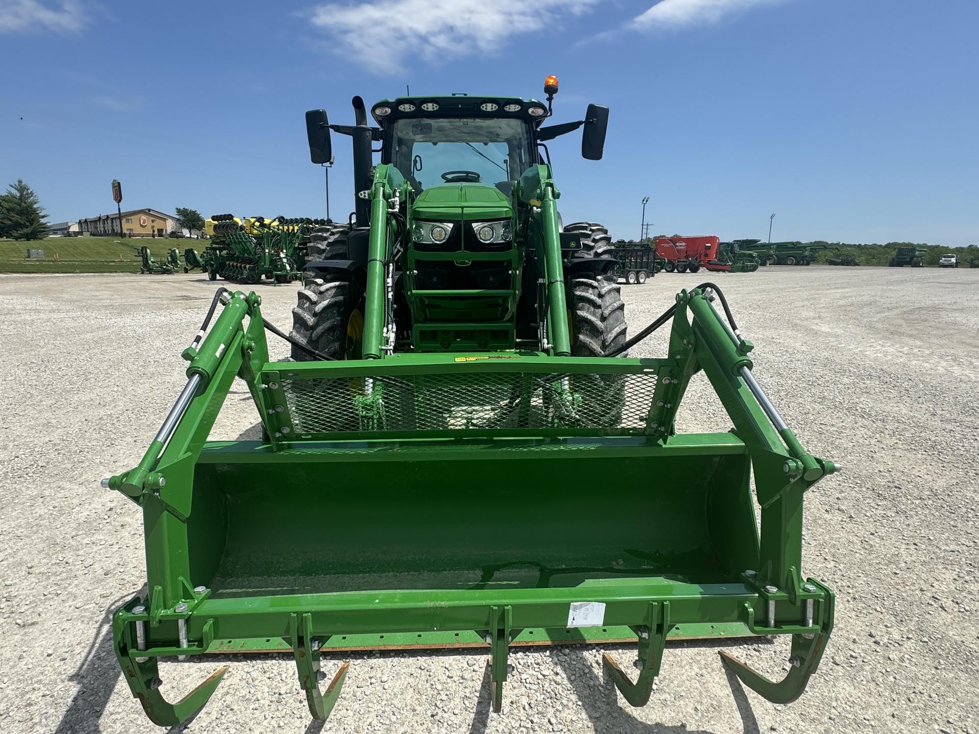 2023 John Deere 6R 145