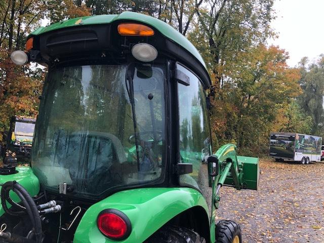 2010 John Deere 3320