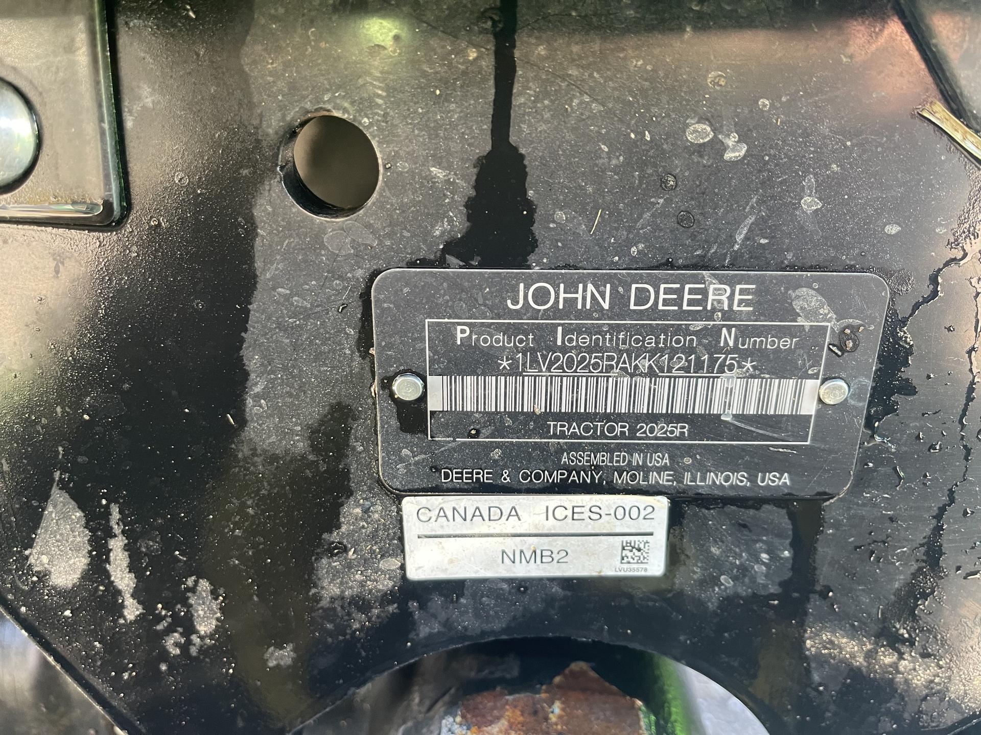 2019 John Deere 2025R