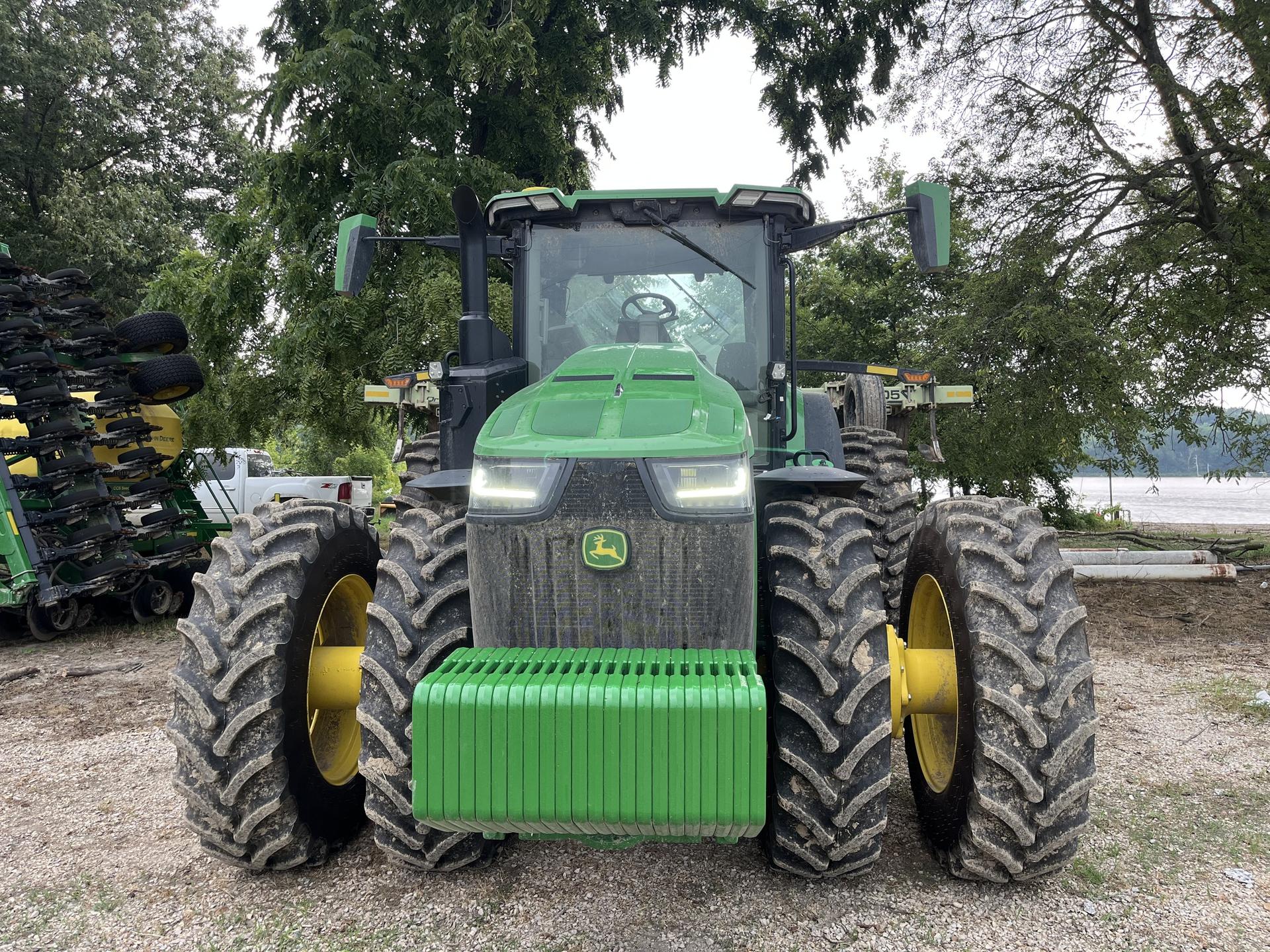 2023 John Deere 8R 280