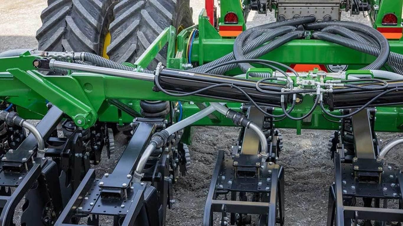 ST12 Strip-Till Solution