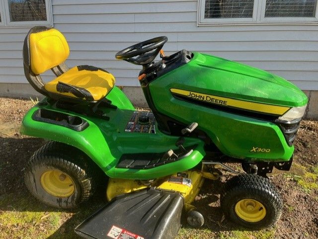 2015 John Deere X300