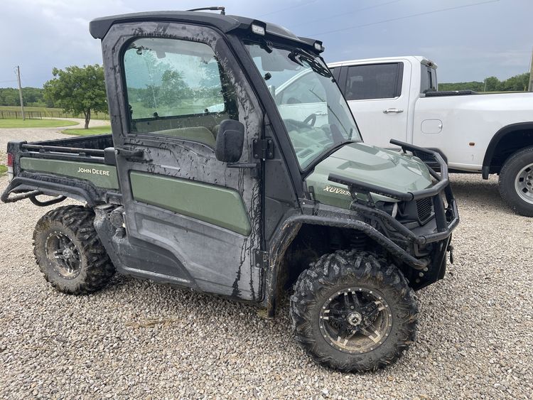 2021 John Deere XUV 835R Image