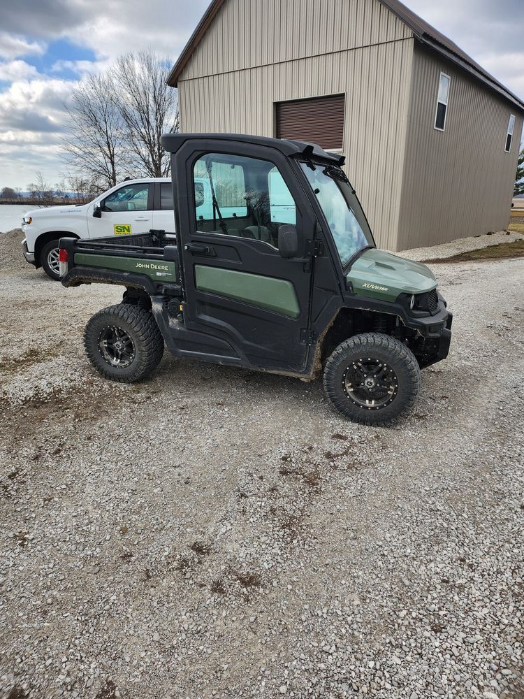 2023 John Deere XUV 835R