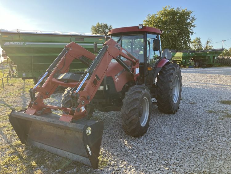 2010 Case IH Farmall 95