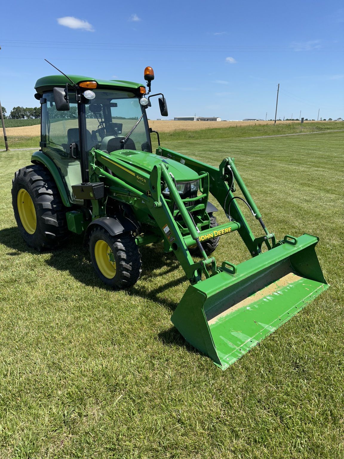 2018 John Deere 4066R