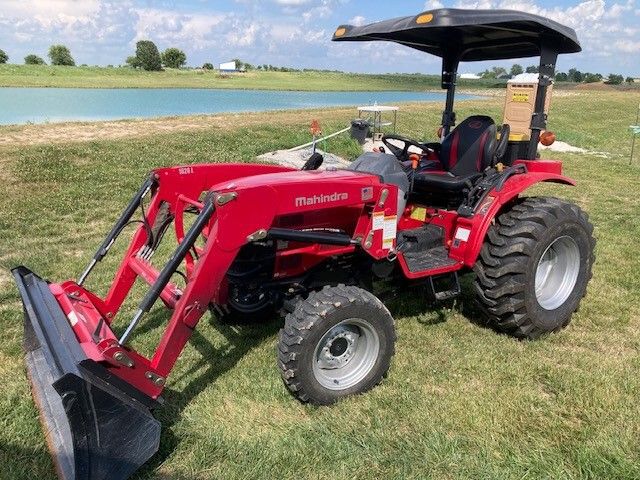 2018 Mahindra 1626