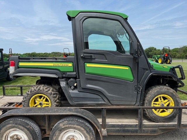 2019 John Deere XUV 835R