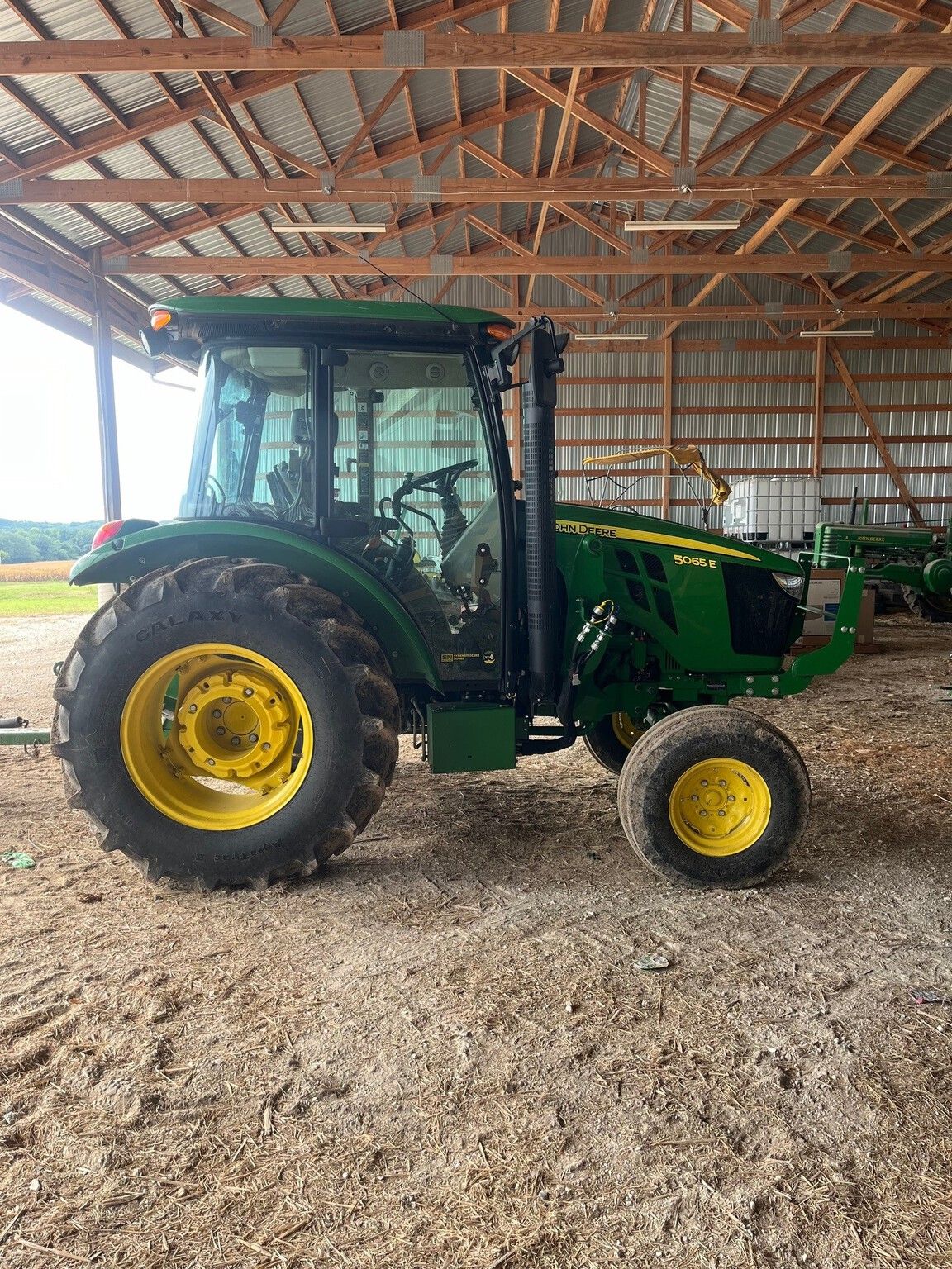 2021 John Deere 5065E