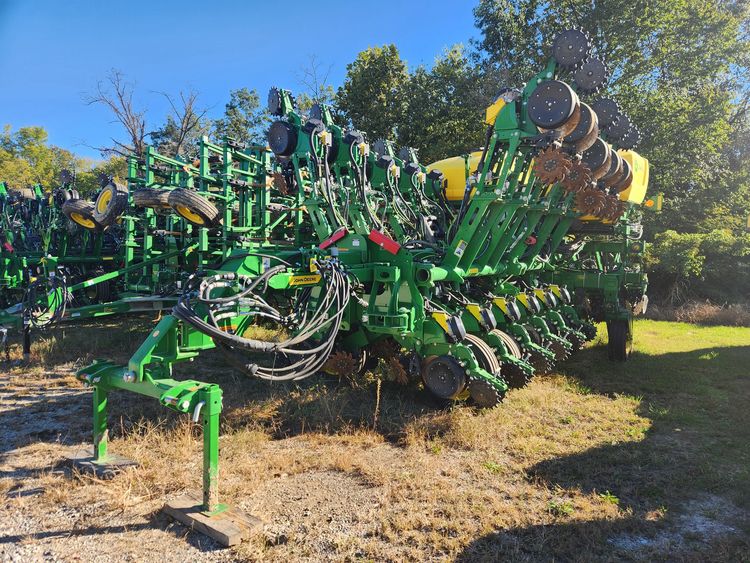 2024 John Deere 1795