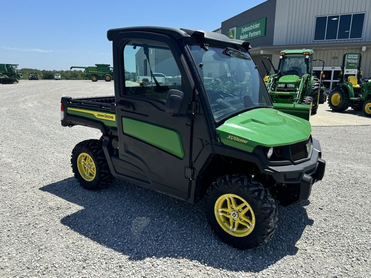 2023 John Deere XUV 835M