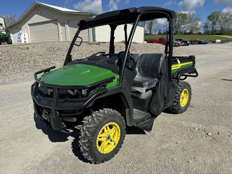 2024 John Deere XUV 835M Image