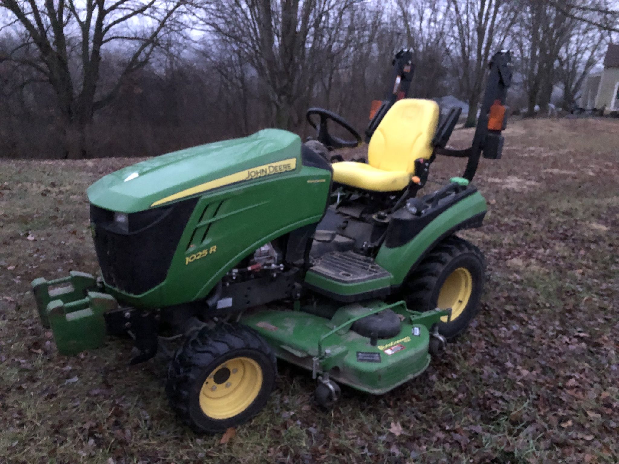 2015 John Deere 1025R Image