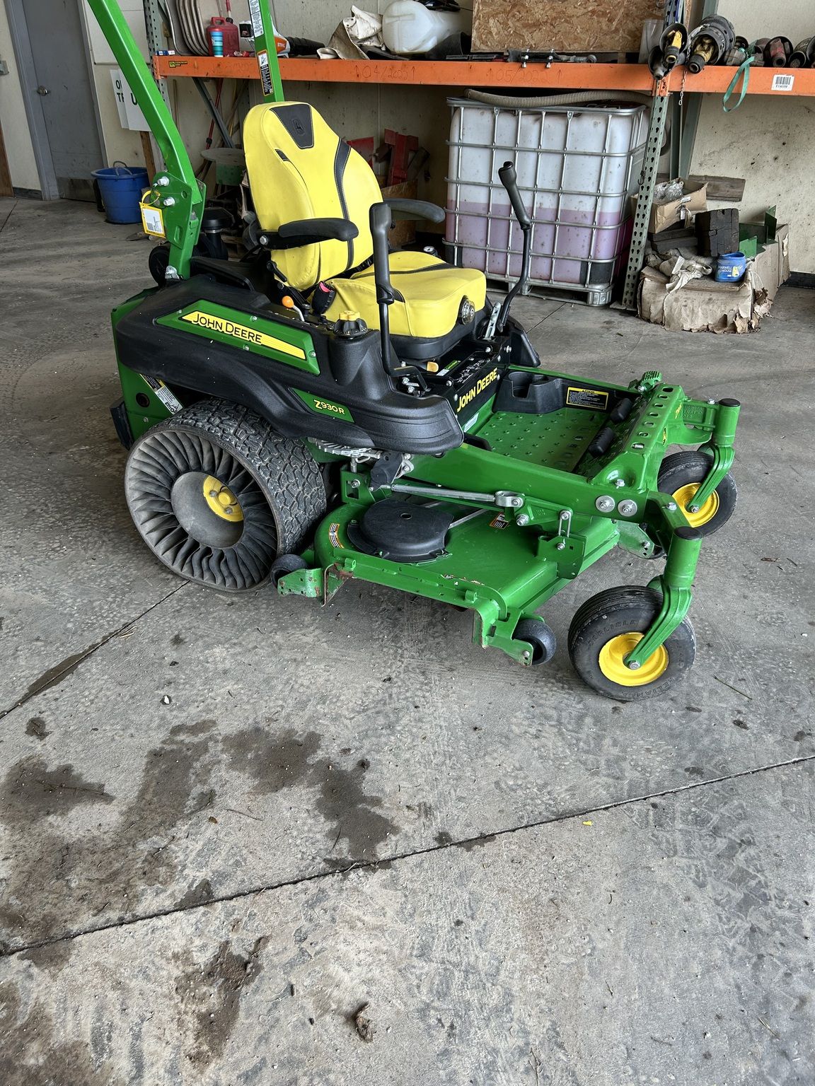 2021 John Deere Z930R