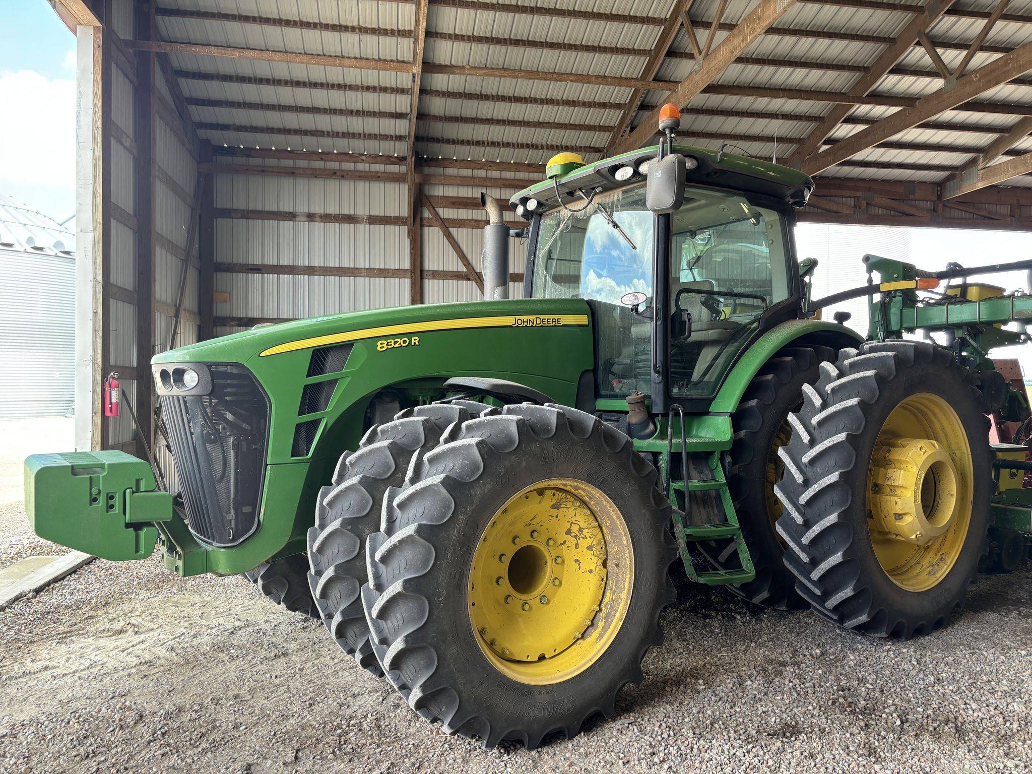 2010 John Deere 8320R 2010