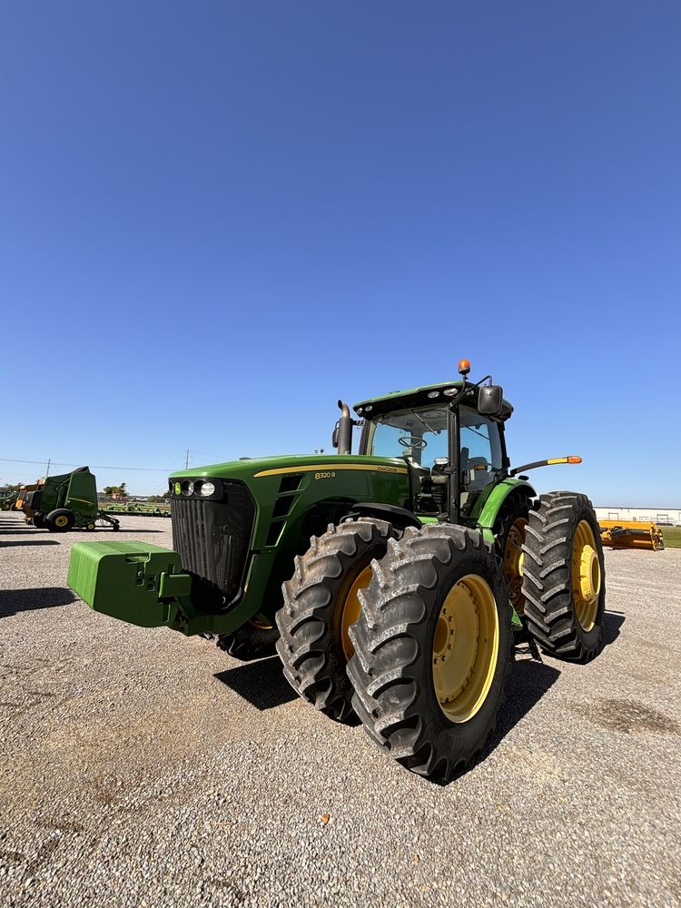 2010 John Deere 8320R 2010