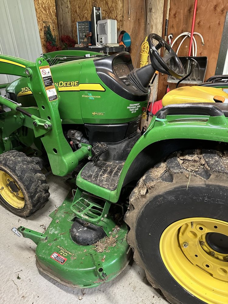 2009 John Deere 3520