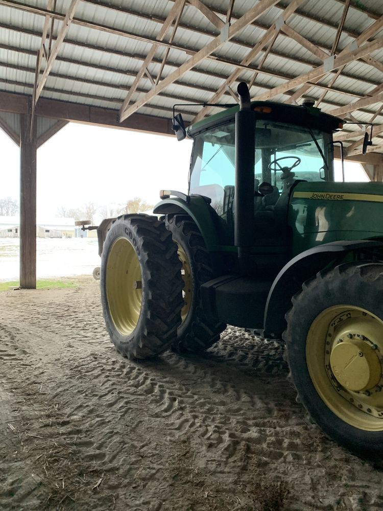 2007 John Deere 8330 Image