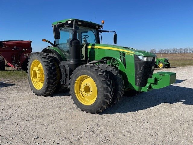 2017 John Deere 8370R Image