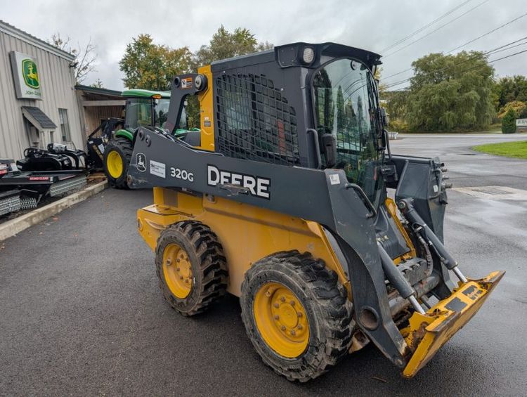 2019 John Deere 320G