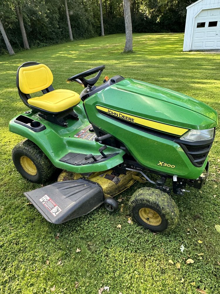 2015 John Deere X300